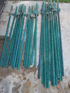 lot 60 image: 28  T POSTS