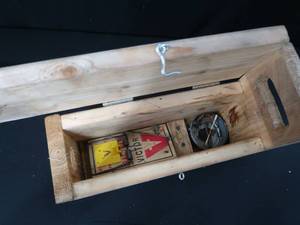 lot 84 image: WEASEL TRAPS AND BOXES