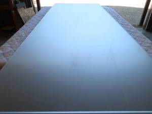 lot 95 image: LARGE ACRYLIC SHEET (NEW)