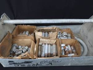 lot 114 image: GALVANIZED WORK BOX  MISC METAL ELECT. PIPE
