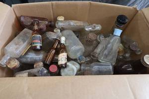 lot 132 image: 3 MINI BEER BOTTLES AND A BOX OF ASSORTED ANTIQUE  VINTAGE BOTTLES