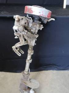 lot 142 image: VINTAGE JOHNSON FOR PARTS  REPAIR  DECORATION