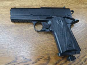 lot 44 image: DAISY POWERLINE BB PISTOL