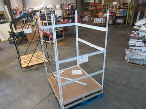 lot 148 image: Adjustable White Metal Frame Built to Fit Onto Pallets - Perfect for Projects