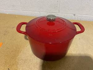 lot 123 image: Martha Stewart Gatwick 7qt Enamel Cast Iron Dutch Oven