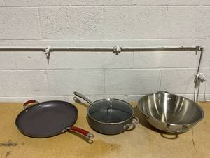 lot 179 image: 3PCS Miscellaneous Cookware
