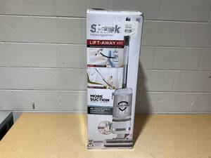 lot 200 image: Shark Upright Vacuum, Navigator Advanced Lift-Away