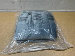 lot 12 image: Anti-Anxiety GreyGrey Reversible Polyester Weighted Blanket