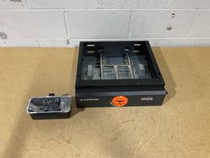 lot 302 image: Blackstone Adventure Ready Single Burner 17 Tabletop Griddle