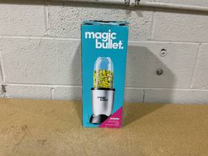 lot 338 image: Magic Bullet Personal Blender Set Bullet Mixer for Smoothies