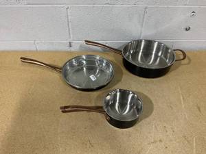 lot 363 image: 4 Piece Cuisinart Matte Black Stainless Pots and Pans