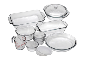 lot 378 image: Anchor Hocking 15-Piece Oven Basics Bakeware