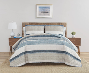 lot 18 image: 3PCS King Size Nautica - Quilt Set, Cotton Reversible Bedding with Matching Shams, Bedding Set