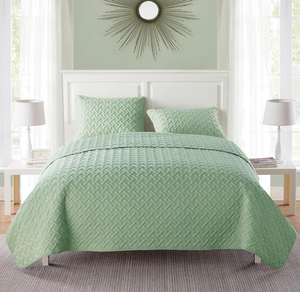 lot 150 image: LOT OF 2 2PCS Twin Size VCNY Home Quilt Super Soft Reversible Bedding Set with Matching Sham