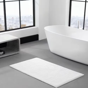 lot 308 image: Madison Park Marshmallow White Bath Mat