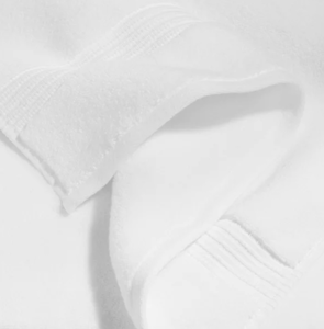 lot 409 image: LOT OF 6 - Hudson Park White Bath Sheets 35L x 68W