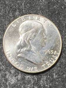 lot 09 image: 1963-D US FRANKLIN HALF DOLLAR