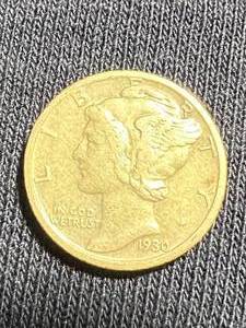 lot 40 image: 1930-S US MERCURY DIME