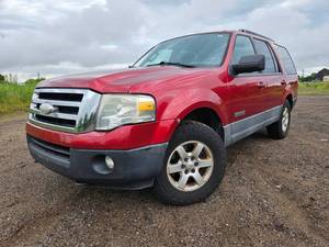 lot 12 image: 2007 Ford Expedition XLT