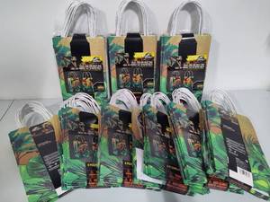 lot 20 image: Jurassic World Create Your Own Gift Bags