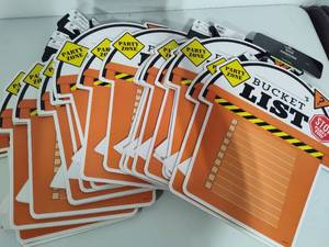 lot 28 image: Lot of 20 Bucket List Dry Erase Signs