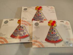 lot 94 image: Happy Birthday Hat Super Shaped Balloons