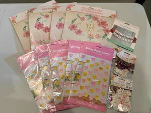 lot 91 image: Its A Girl Baby Shower Party Supplies