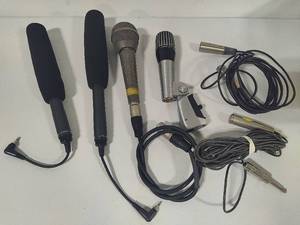 lot 153 image: Assorted Microphones