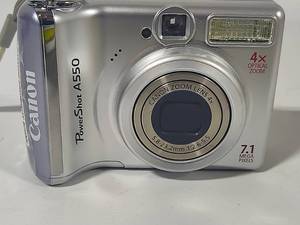 lot 162 image: Canon Power Shot A550 Camera