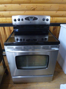 lot 2 image: Maytag Glasstop Electric Stove