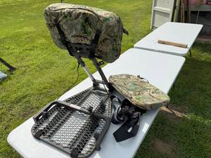 lot 20 image: TREE STAND