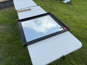 lot 25 image: MIRROR