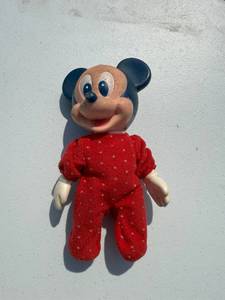 lot 33 image: MICKEY MOUSE