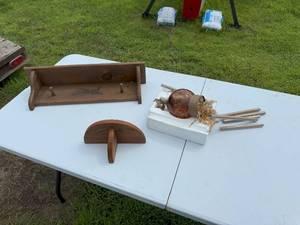 lot 48 image: SHELVES AND WIND CHIME