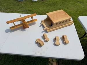 lot 72 image: WOODEN TOYS