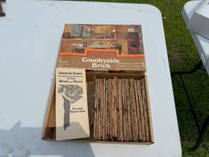 lot 97 image: COUNTRY SIDE BRICK