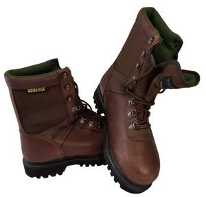 lot 20 image: Wolverine  Mens Size 9 M (Model 03850) -  Gore-Tex Thinsulate Ultra Leather Work Boots
