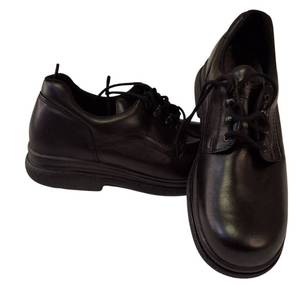 lot 29 image: Red Wing  Mens Size 10.5 D ( Model 8618) -Black Leather Oxford Work shoe