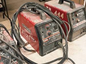 lot 12 image: Lincoln Electric SP-135 Plus Single-Phase 28V Arc Welder with Welding Cables