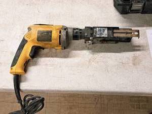 lot 55 image: DeWalt VSR Drywall Screwdriver DW272 with Grabber Super Drive 55 Series Attachment