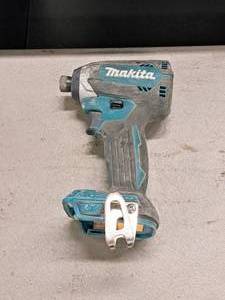 lot 68 image: Makita 18V Impact Driver XDT13
