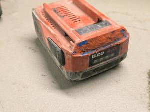 lot 132 image: Hilti B22 4.0 21.6V 85.54Wh Li-ion Battery Pack