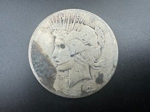 lot 51 image: 1922-D Peace Silver Dollar