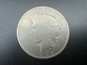 lot 53 image: 1922 Peace Silver Dollar
