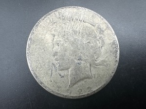 lot 62 image: 1922-D Peace Silver Dollar