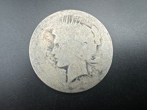 lot 64 image: 1922 Peace Silver Dollar
