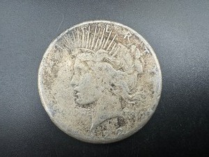 lot 72 image: 1922-S Peace Silver Dollar