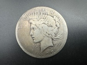 lot 80 image: 1922-S Peace Silver Dollar