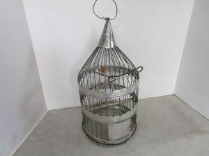 lot 41 image: Bird Cage