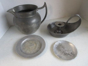 lot 103 image: Pewter Pieces